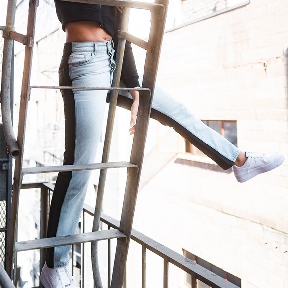 Revice Ex-Boyfriend/Harlow Wash Jeans - Picture 3 of 3